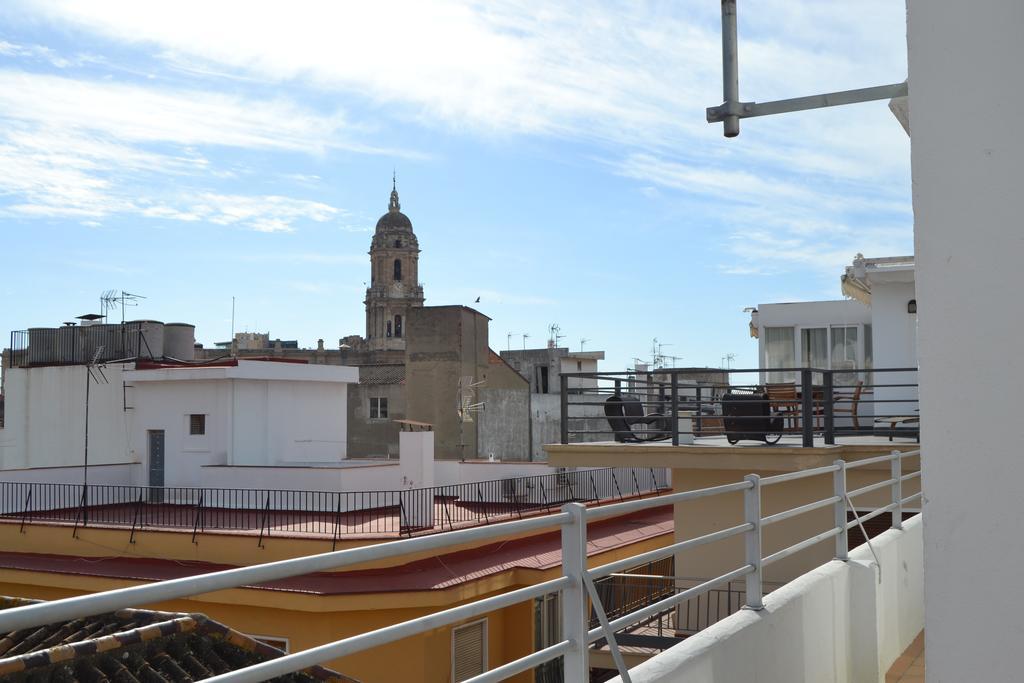 Ático con terraza y vistas Málaga Exterior foto